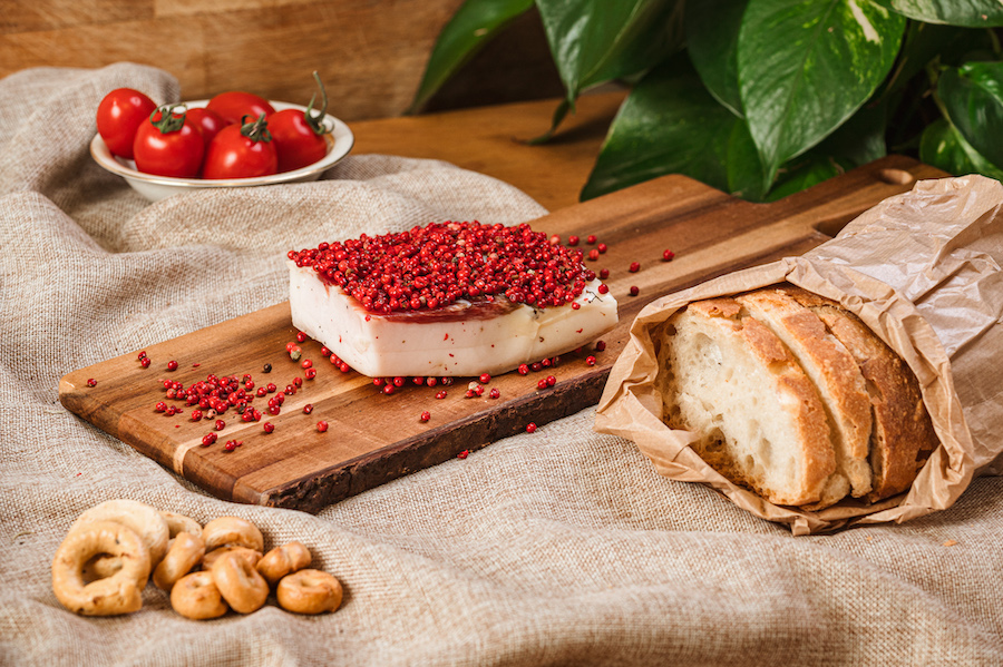 Lardo Stagionato al Pepe Rosa - immagine 2